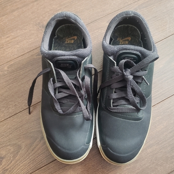 HP. Nike SB Zoom Air Sneakers - Picture 6 of 14